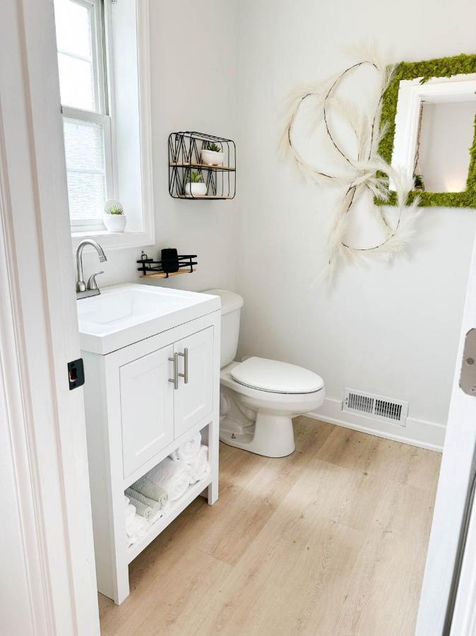 Dreamy Boho Remodeled Cottage With Mountain Views Sparta ภายนอก รูปภาพ