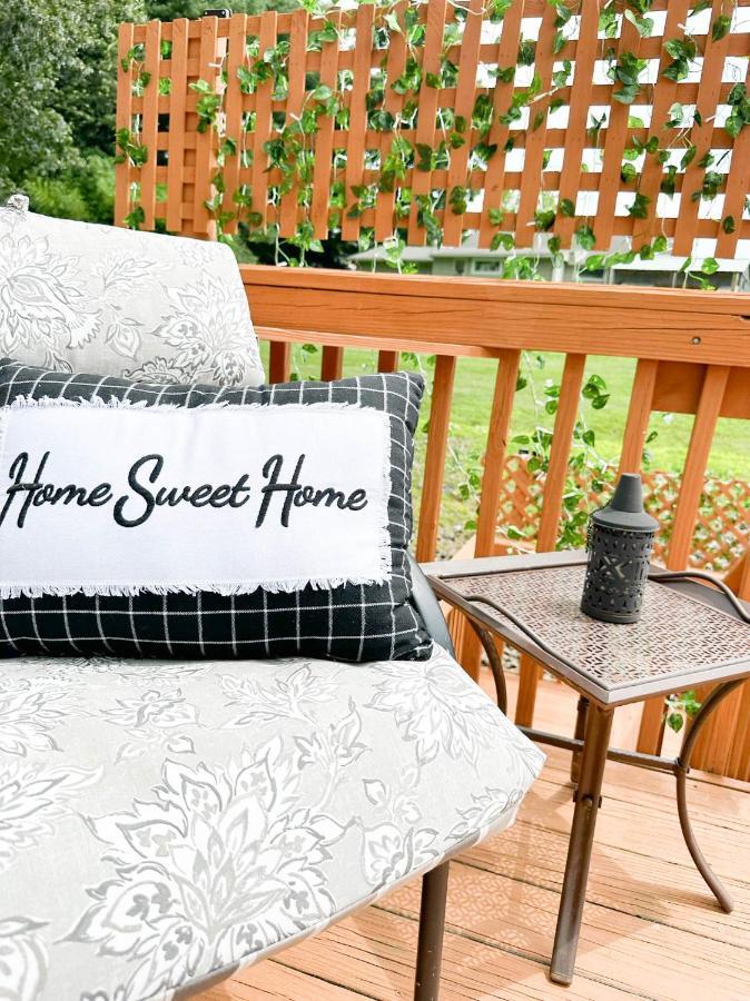 Dreamy Boho Remodeled Cottage With Mountain Views Sparta ภายนอก รูปภาพ